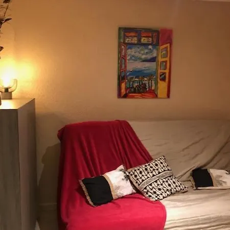 Ou Dans Maison Avec Piscine *